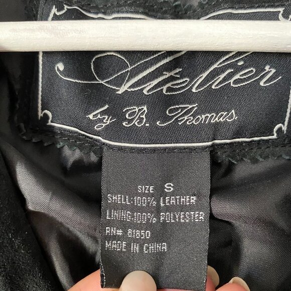 Vintage Atelier by B. Thomas Leather Jacket Front Button Closure Black Suede S - Picture 5 of 5